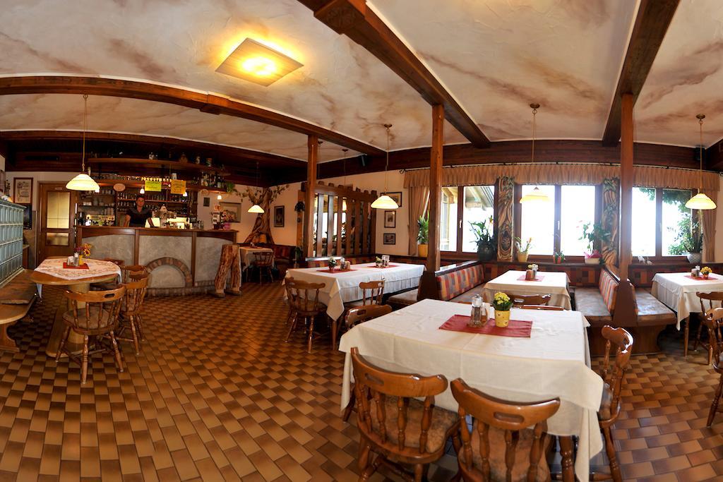 Gasthof Waldemar Hotel Hermagor Bagian luar foto