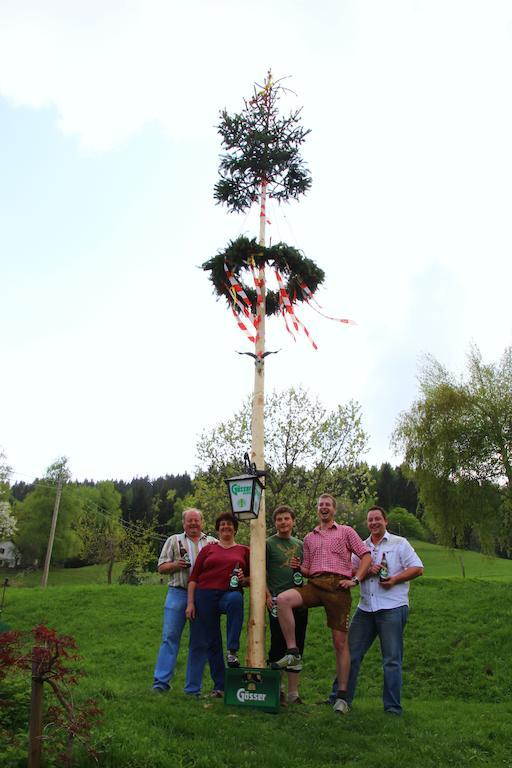 Gasthof Waldemar Hotel Hermagor Bagian luar foto